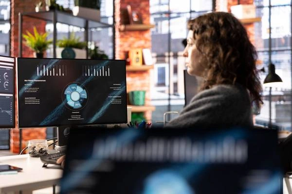 MODULE IV: AI & DATA SCIENCE IN FINTECH